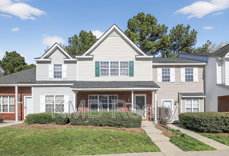 Charlotte Townhome: 1823 Birch Heights Court