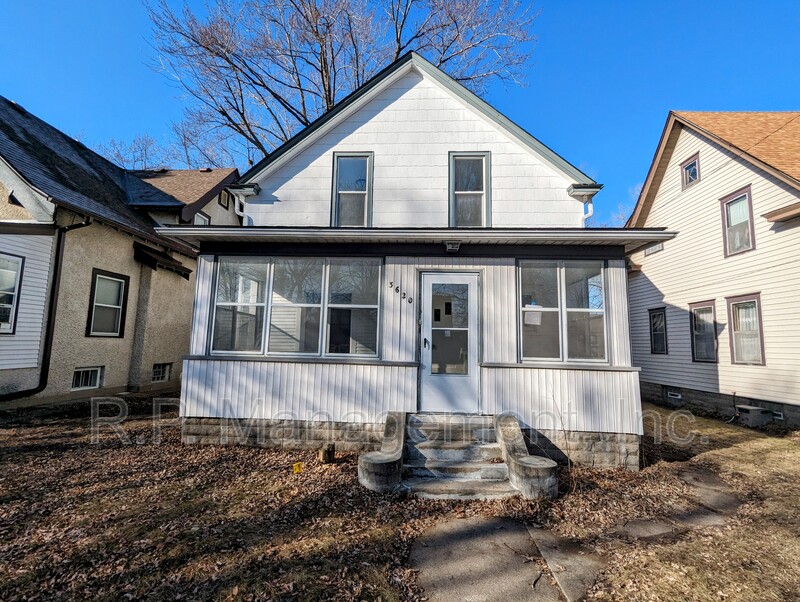 Minneapolis House: 3620 Pillsbury Ave S