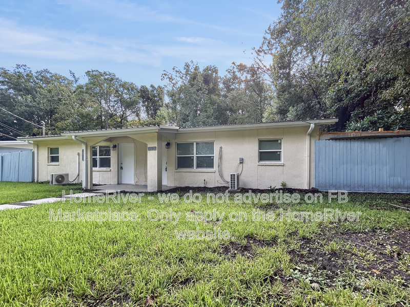 Jacksonville Condo: 5757 Antoinette Ln