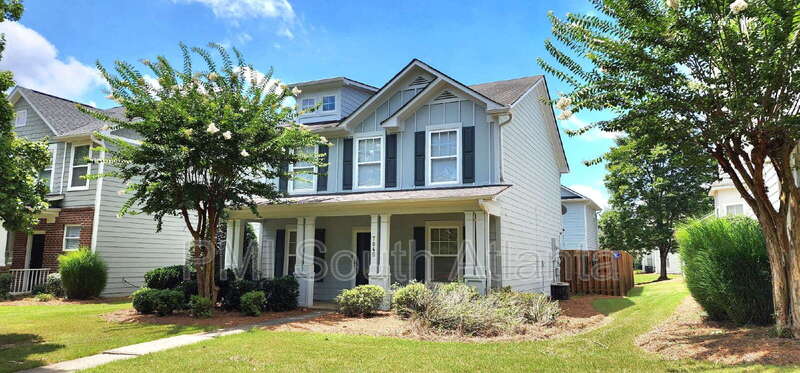 Fairburn House: 7846 The Lakes Point