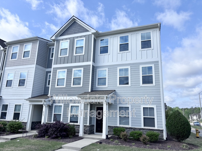 Raleigh Townhome: 6045 Kayton St