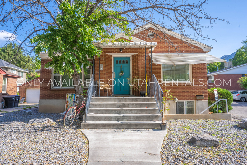 Provo House: 545 E 400 N