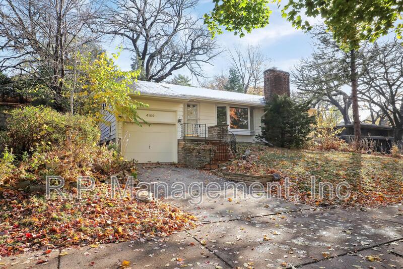 Minneapolis House: 4109 Washburn Ave S