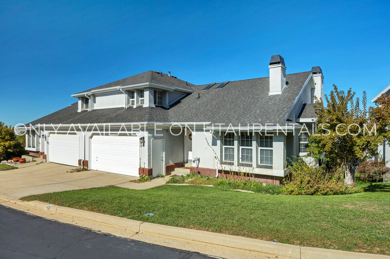 Bountiful House: 3788 Cardiff Way