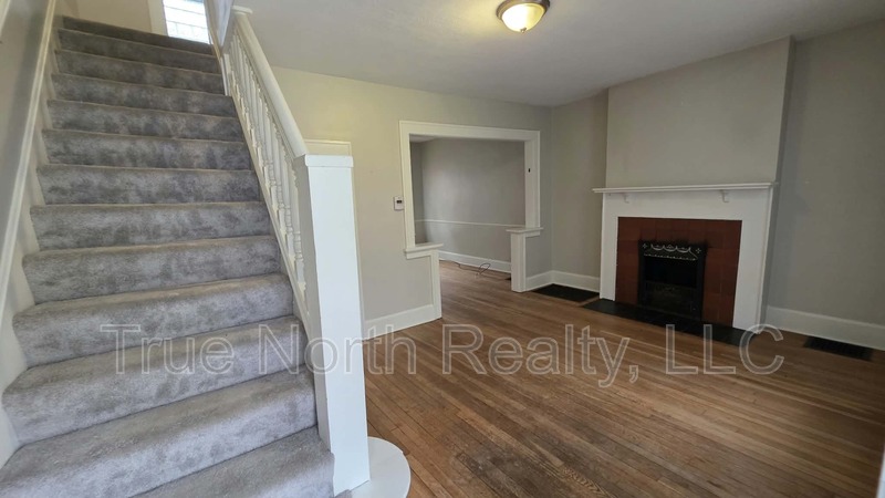 Westerville House: 41 University St
