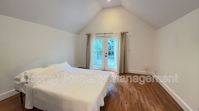 Spacious 4-Bedroom Norfolk Home with Sunroom & Fenced Backyard! - Photo 11