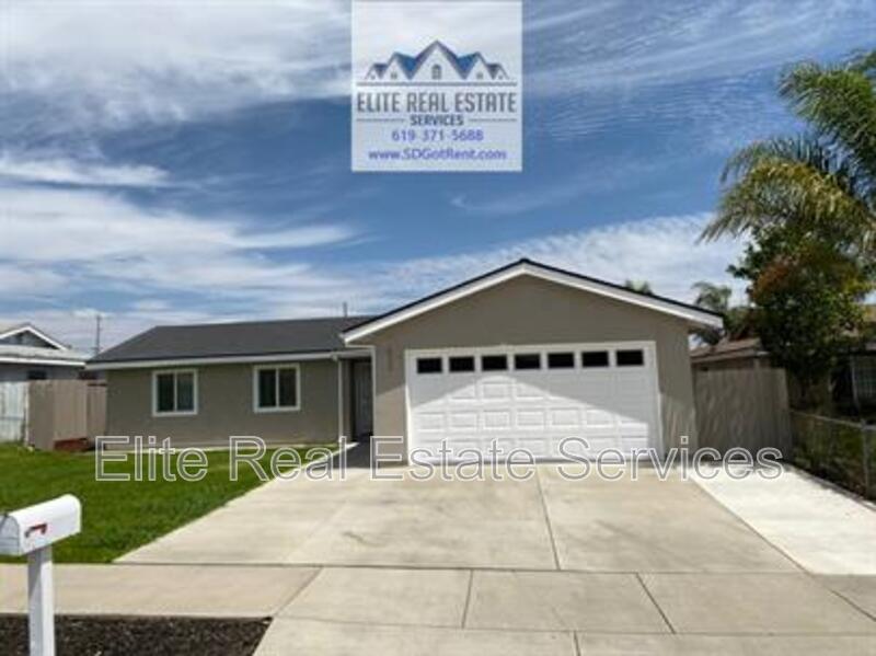 Oceanside House: 632 Michael Street