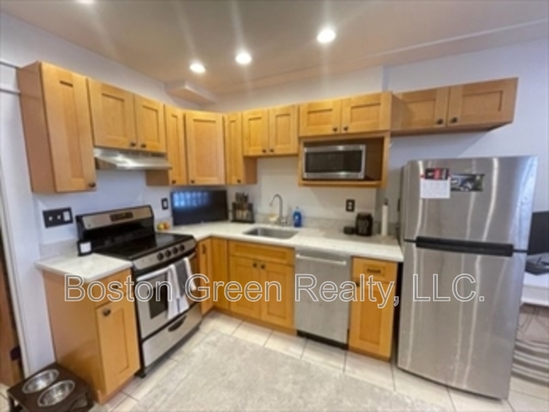 Boston House: 26 Irving Street