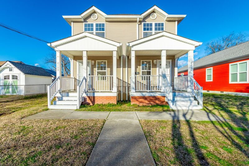 Chattanooga Condo: 2205 E 12th St