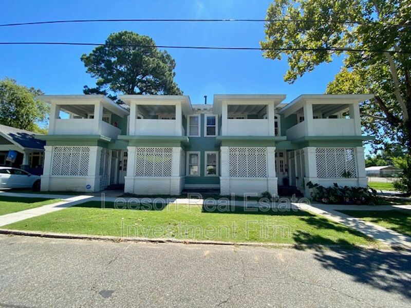 Shreveport House: 527 Wichita Street