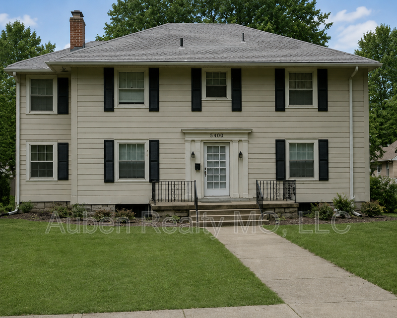 Kansas City House: 5400 Rockhill Rd