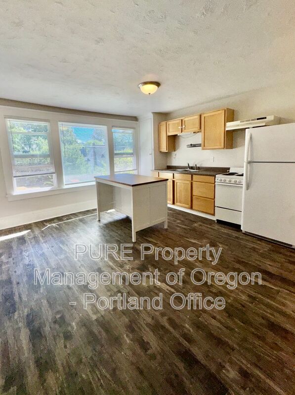 Portland Condo: 5257 N Harvard