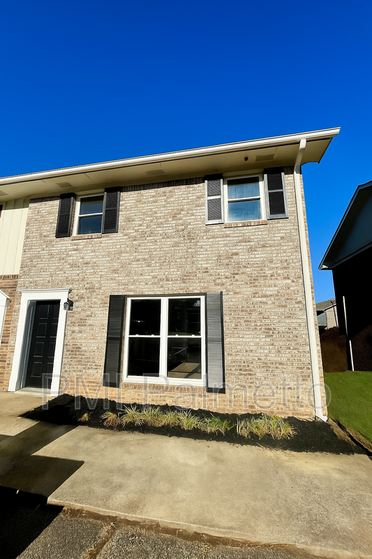Columbia Townhome: 4716 Palm Tree Ln
