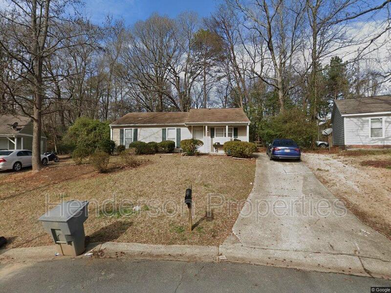 Charlotte House: 6820 North Ridge Court