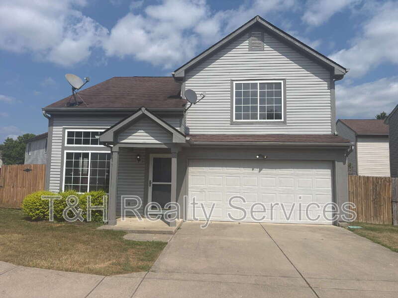 Plainfield House: 6682 Dunsdin Drive