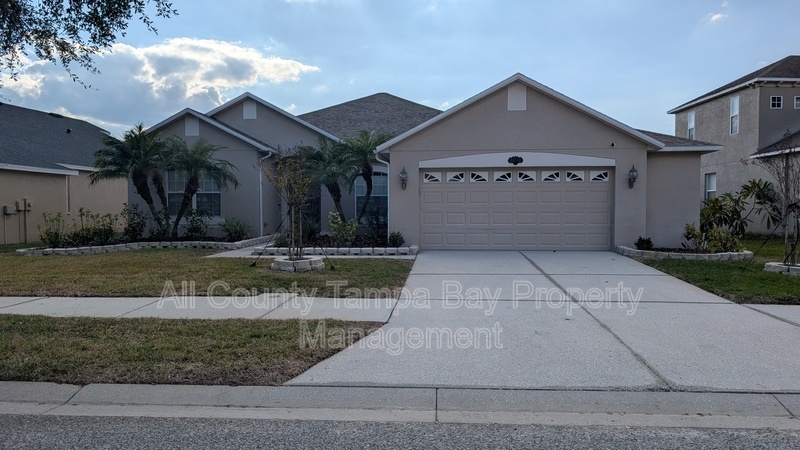 Tampa House: 20110 Natures Hike Way