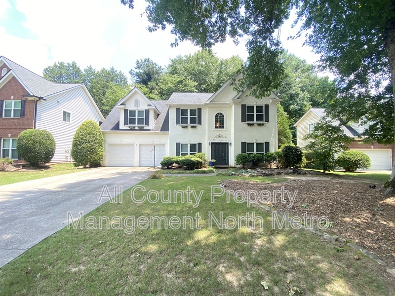Alpharetta House: 10915 Kimball Crest Drive