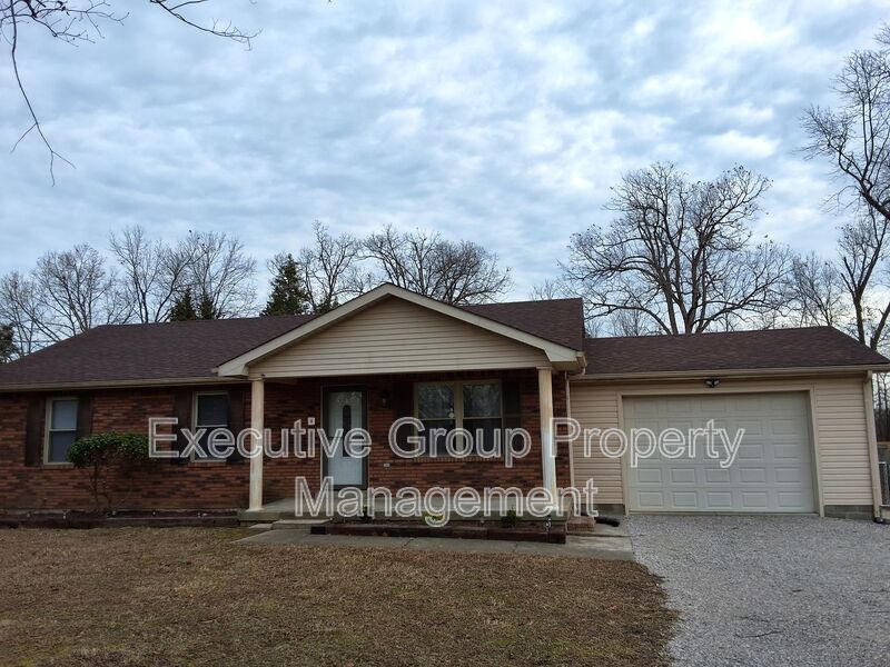 Radcliff House: 1800 PRESTON ST.