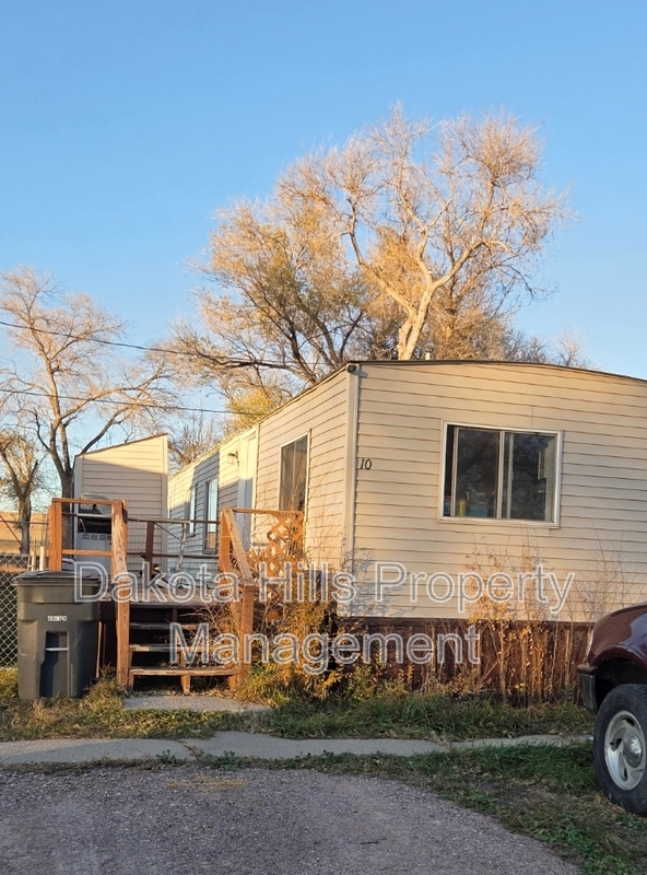 Box Elder House: 107 Gumbo Drive