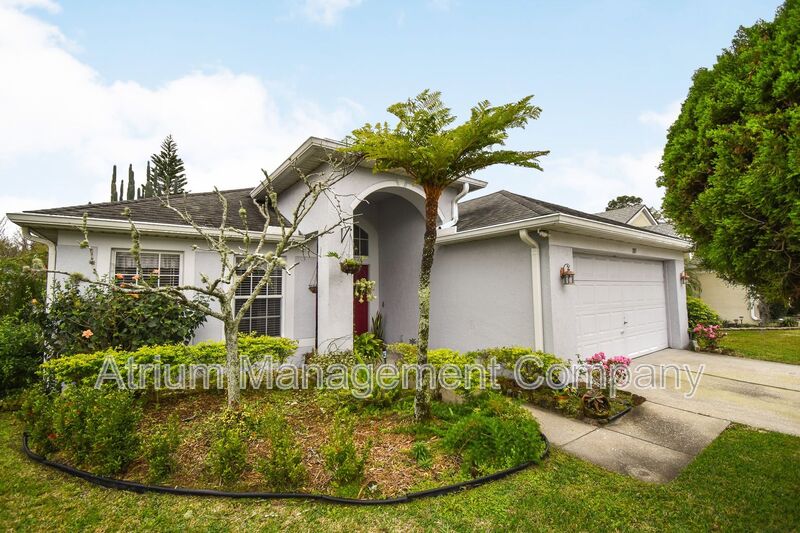 Altamonte Springs House: 105 N. Weathersfield Avenue