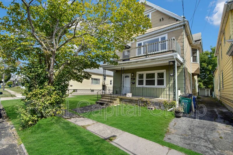 Buffalo Condo: 305 Cable St