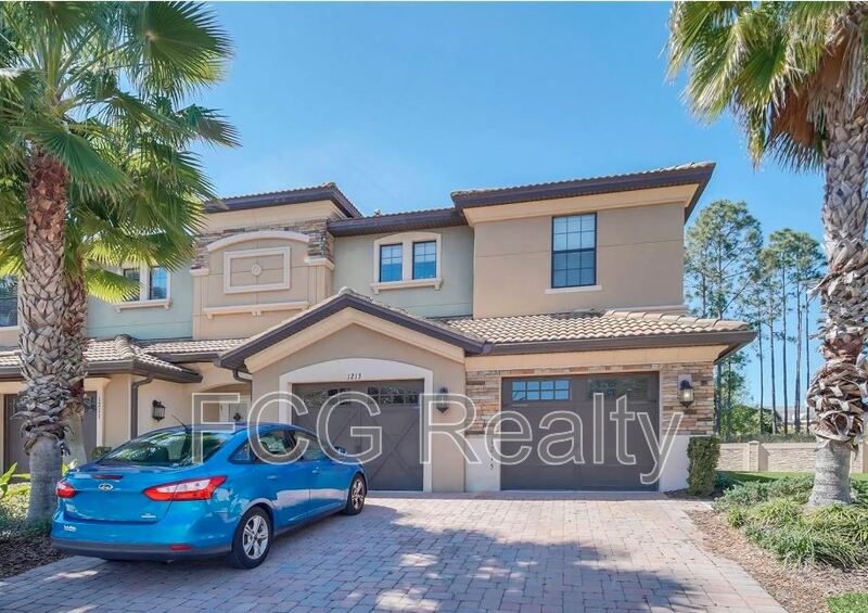 Davenport Townhome: 1215 Long Cove Loop