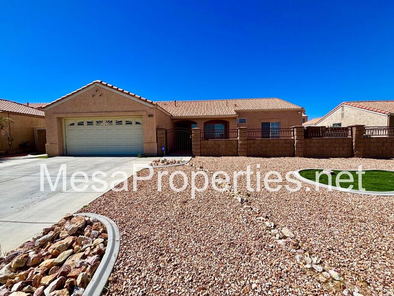 Victorville House: 16481 Silica Dr.
