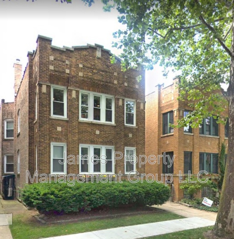 Chicago Condo: 5920 N. Artesian Ave Unit # 2