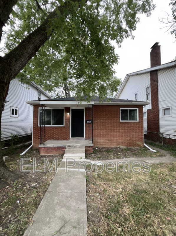 Columbus House: 1177 Lockbourne Road