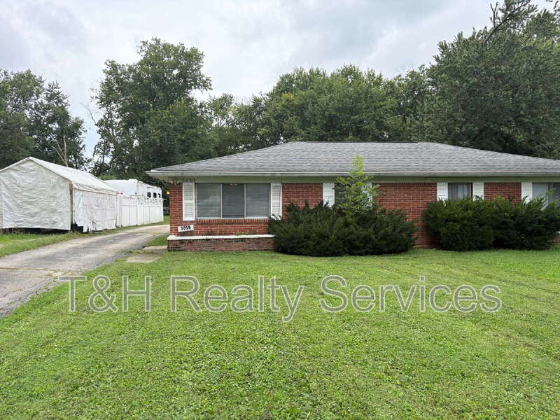Indianapolis Condo: 5050 Hardegan Street