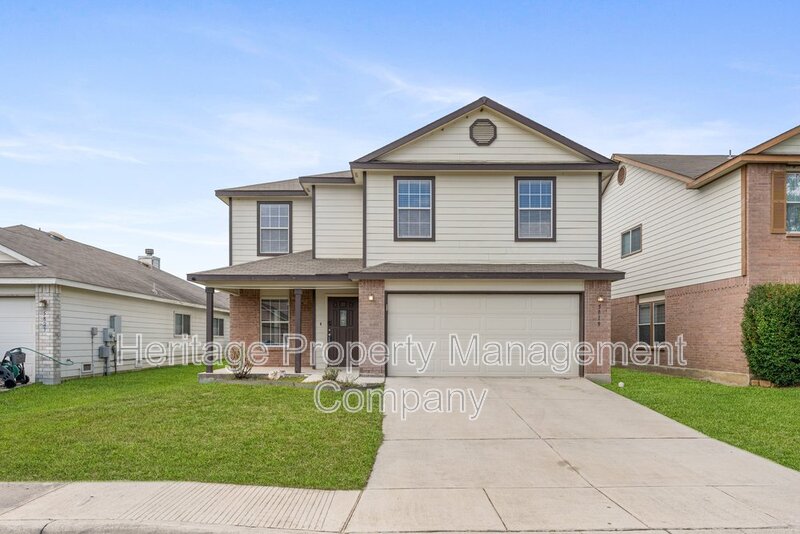 San Antonio House: 5819 Providence Oak