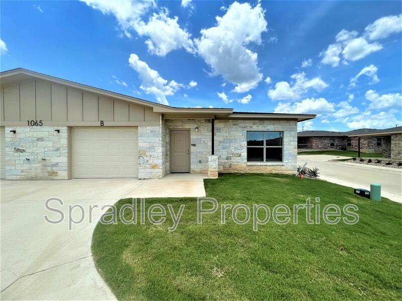 Belton Condo: 1065B Hibiscus Dr