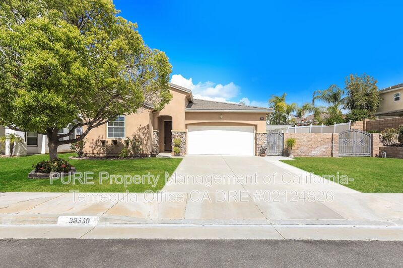 Murrieta House: 38330 Highpointe Lane