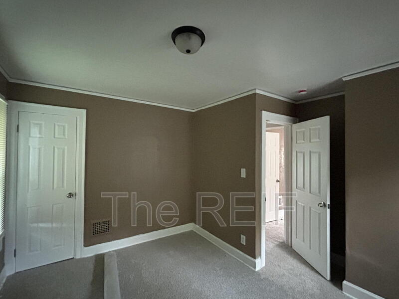 Detroit House: 14644 Hubbell Avenue