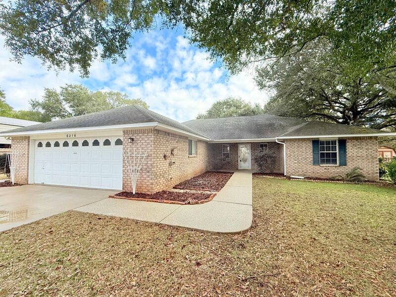 Milton House: 6016 Badger Rd