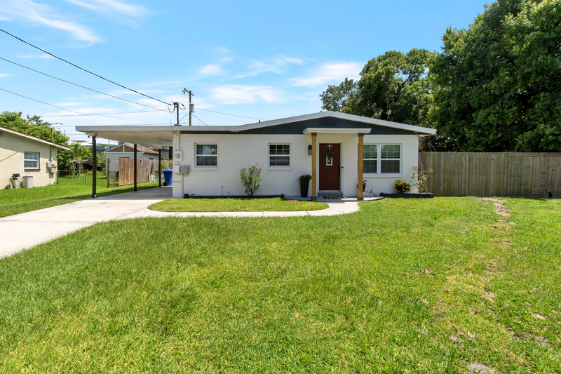 Tampa House: 7703 Southside Lane