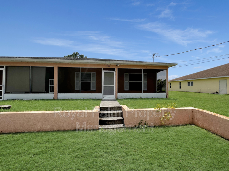 Lehigh Acres Condo: 5231 27th Street Southwest