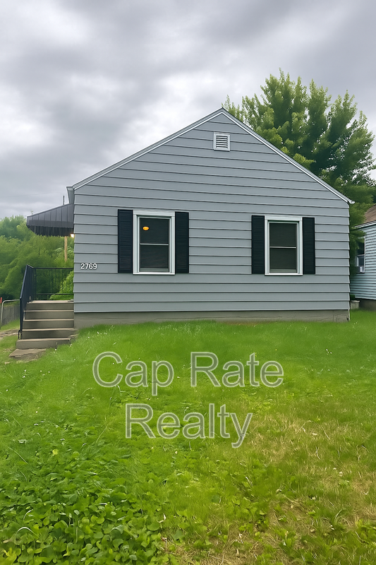 Columbus House: 2769 Mcguffey Rd