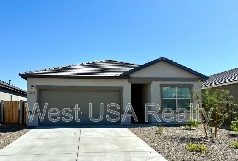 San Tan Valley House: 2073 E Driftwood Drive