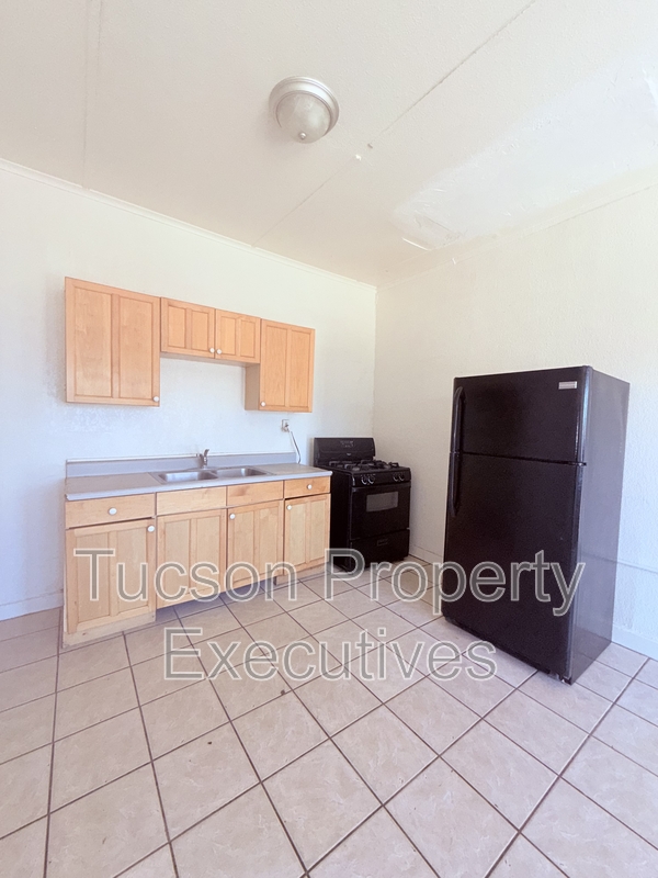 Tucson Condo: 19 West Veterans Blvd Unit 6