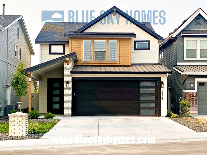 Meridian House: 1836 East Knobcone Drive