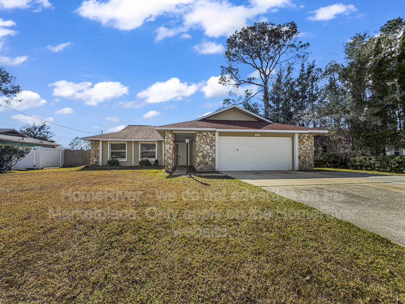 Palm Coast House: 24 Barring Pl