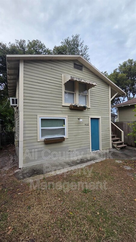 Lakeland House: 933 S. Missouri Ave.