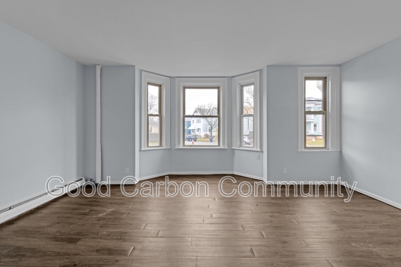 Buffalo Condo: 425 Porter Ave.