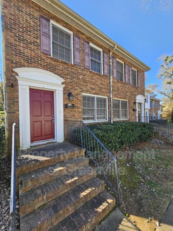 Spartanburg House: 1438 Dover Rd