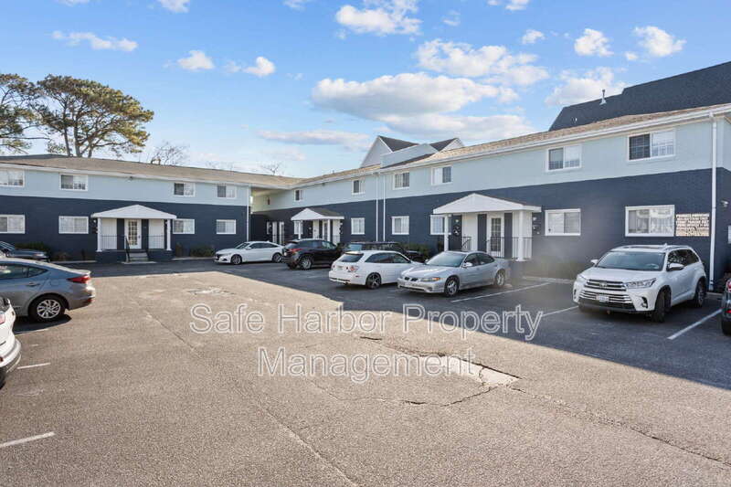 Norfolk Condo: 9632 12 Bay Street