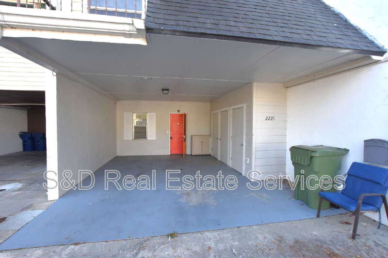 Winter haven Condo: 2221 9th St. SE