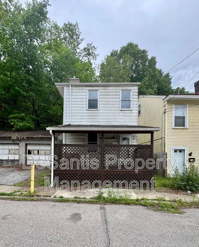 Pittsburgh House: 3150 Lecky Avenue