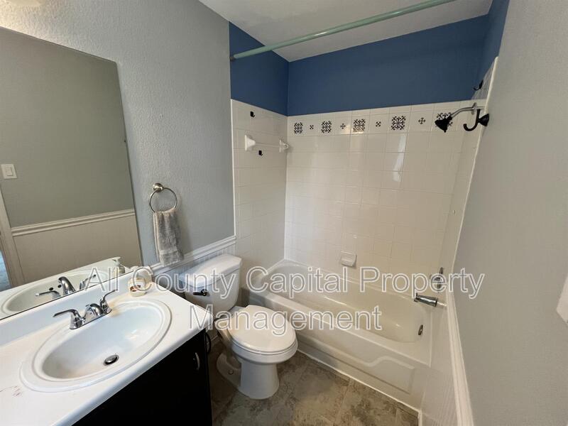 Main Rental Photo 18