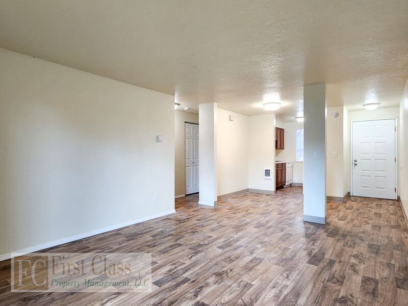 Aloha Apartment: 20125 SW Tualatin Valley Highway